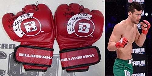 Хисаки Kato Подписа Битка Bellator 170, Носеше се Използват Ръкавици С Автограф от Бекет COA - Употребявани стоки Без подпис UFC