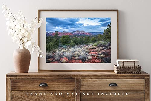 Снимка в западен стил, Принт (без рамка) с участието на Червени скали и Пустинен пейзаж студен пролетта вечер в близост до Седона, щата Аризона, Стенно изкуство в юго