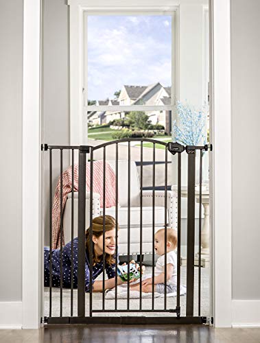 Regalo Лесна Стъпка Extra Tall Засводени Декоративен преминаване през детски врата, включва в себе си 4-инчов удължител, 4 комплекта